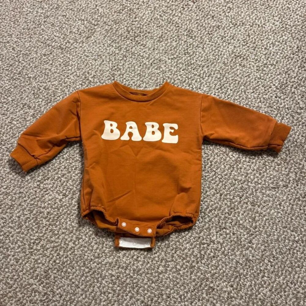 Baby Sweatshirt Bodysuit "BABE" Retro Wavy Font Rust Long Sleeve 12 Months